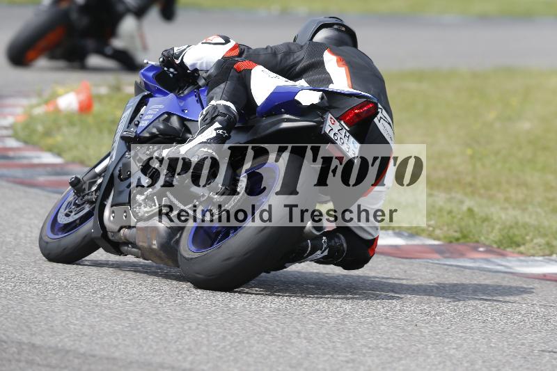 /25 10.06.2025 MaxRacing ADR/Gruppe gruen/32